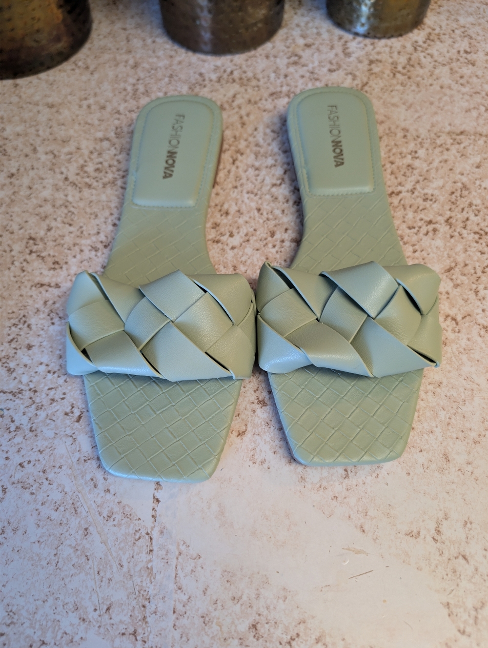 Women's Quilted Flat Sandals Size 11 SAGE